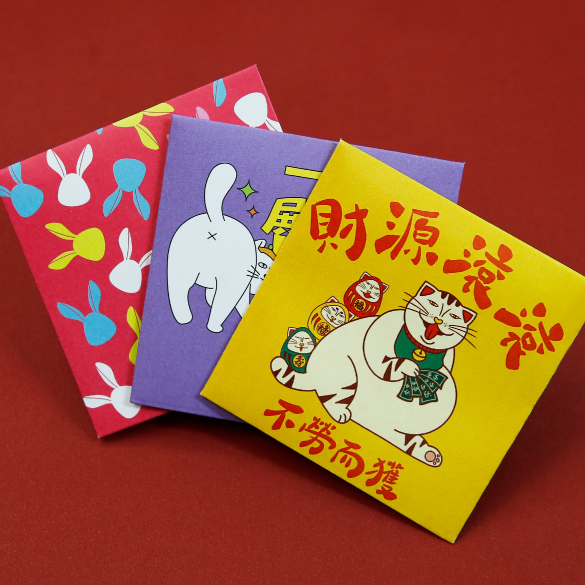 Custom-made Chinese New Year red packets by a HK printing factory. The red packets feature soft-touch film paper, 3D gold foil, and 3D UV effects, making red pocket unique and luxurious. Perfect for printing red pockets for children or corporate use.
