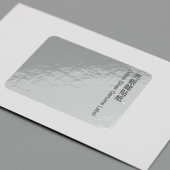 Silver label stickers, with a shiny silver finish that is tear-resistant and waterproof